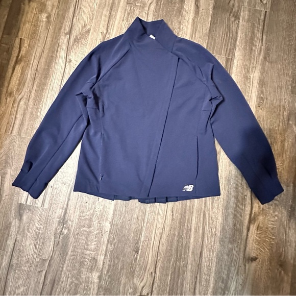 New Balance Deep Blue Jacket - Picture 14 of 15